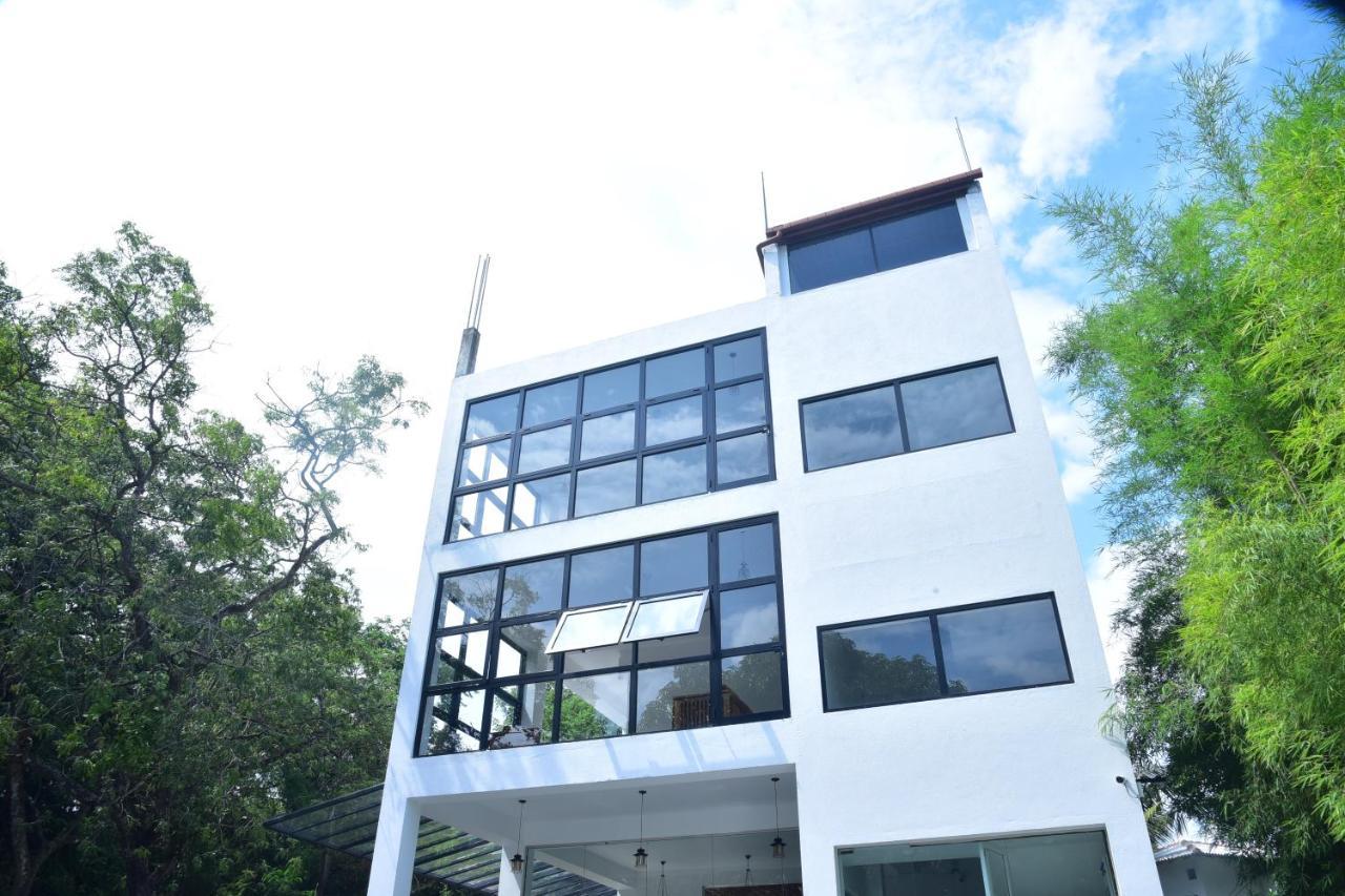 Hotel Eden Grand Dambulla Exterior foto