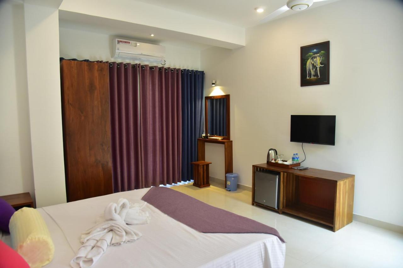 Hotel Eden Grand Dambulla Exterior foto