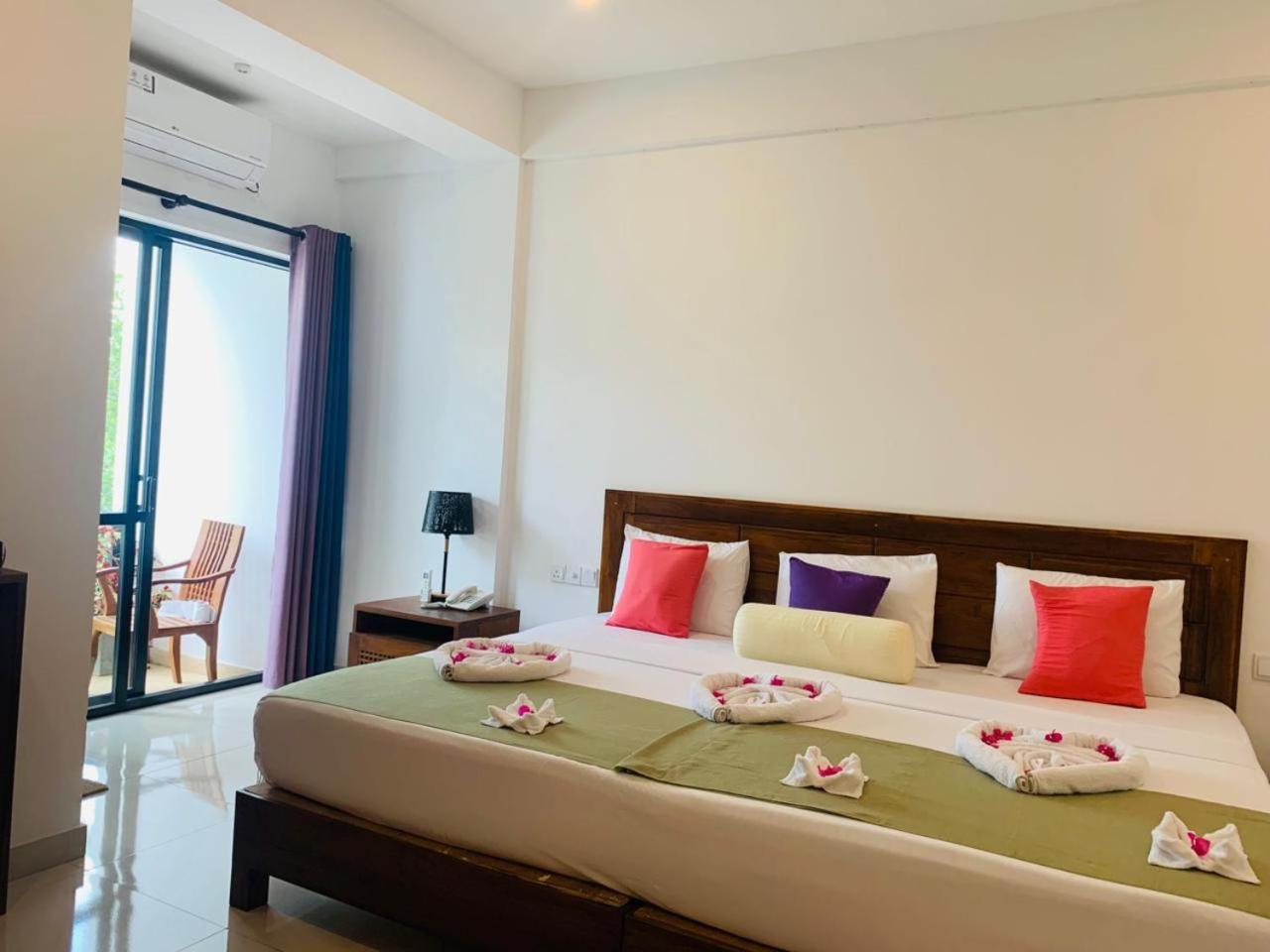 Hotel Eden Grand Dambulla Exterior foto